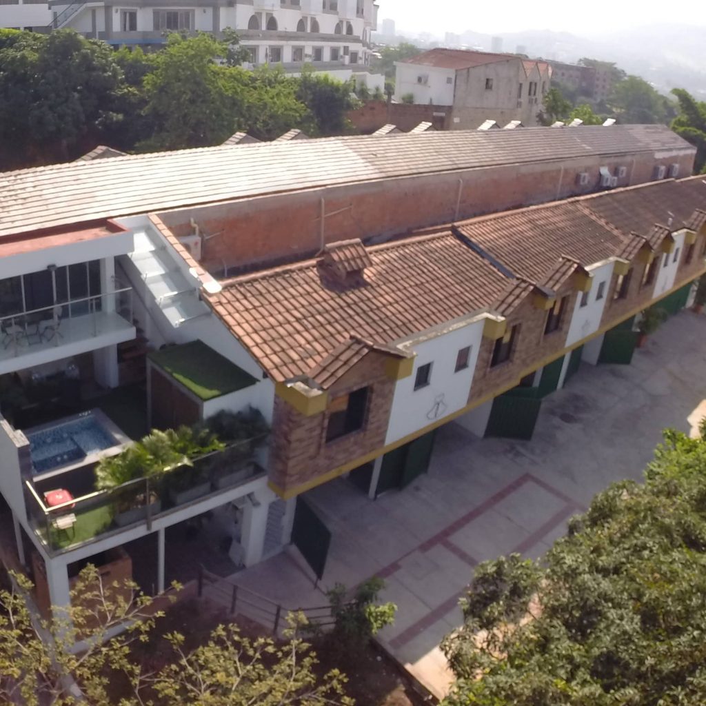 Motel LA HERRADURA.