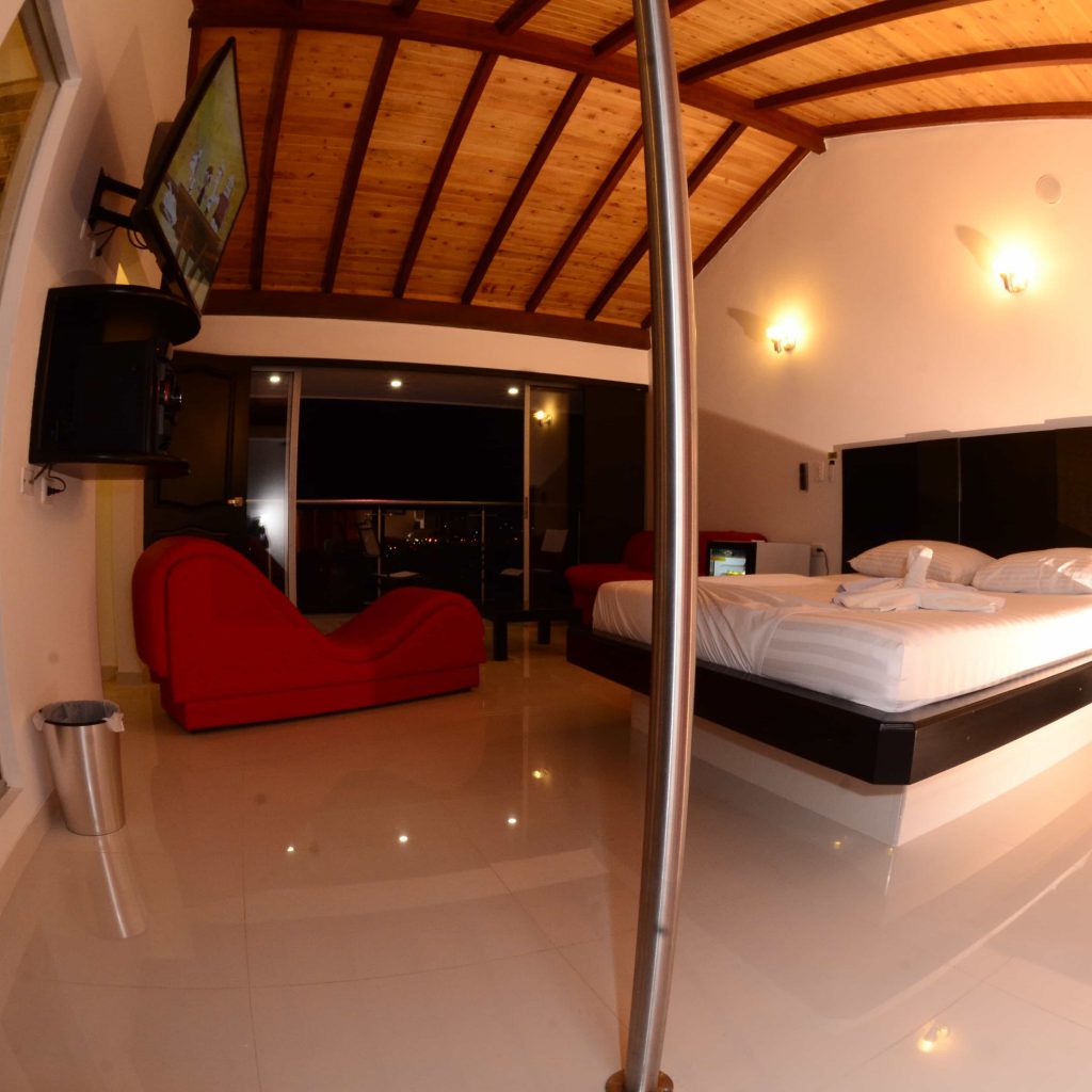 Motel LA HERRADURA.