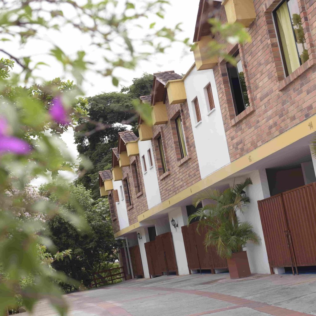 Motel LA HERRADURA.