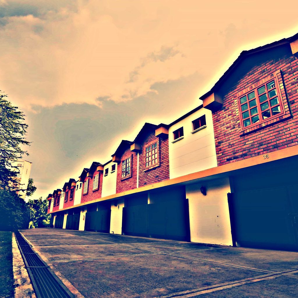 Motel LA HERRADURA.