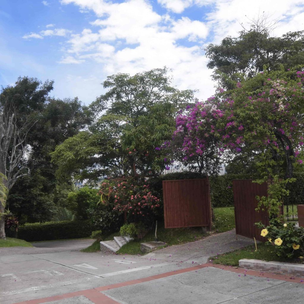 Motel LA HERRADURA.